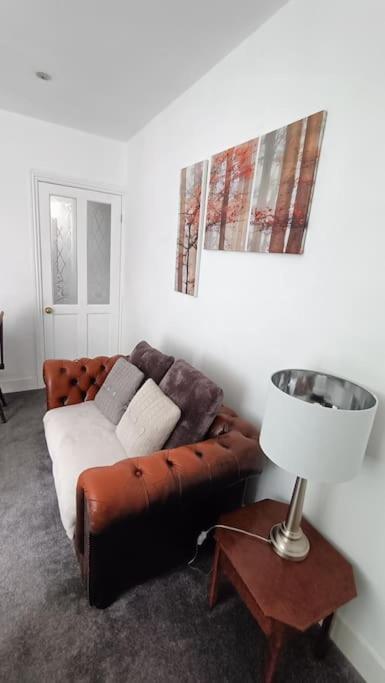 Cntrl Reading Modernized 3 Bedroom House Eksteriør bilde